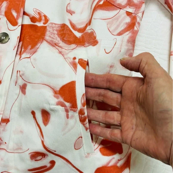 Chico’s jacket size 0. Fits size 4-6 - Picture 5 of 8